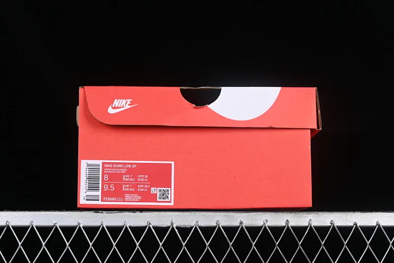 All Categories Nk SB Dunk Series Nk SB Dunk Low Low-top sneakers Z version Nk Dunk Low 2024 Year of the Dragon customized SB low-top casual sneakers FZ5065-111